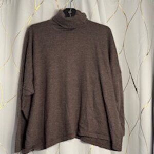 Neiman Marcus Cashmere Collection Basic Turtleneck – Brown, Size XL
